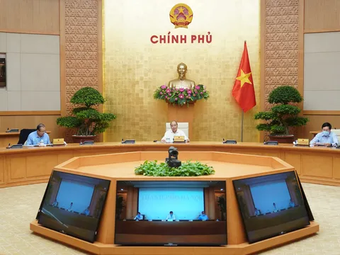 Thủ tướng chủ trì họp Thường trực Chính phủ về chống dịch COVID-19