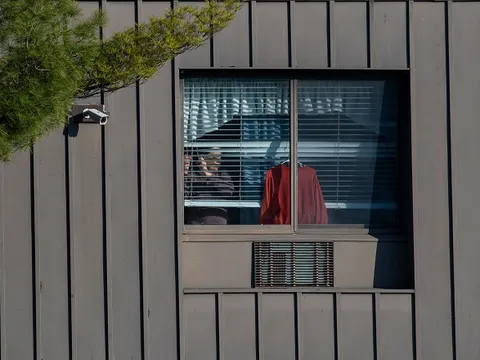 Phát hiện 17 thi thể trong viện dưỡng lão Mỹ và cuộc khủng hoảng do Covid-19