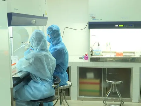 Sau Hà Nội, CDC Quảng Nam vướng lùm xùm máy xét nghiệm Covid-19 giá 7 tỷ đồng