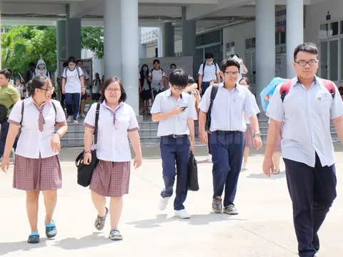 TP.HCM: Học sinh các khối lần lượt đi học trở lại từ ngày 4/5