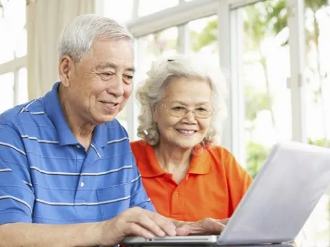 Từ năm 2021, những nhóm chức vụ, chức danh nào được kéo dài tuổi nghỉ hưu?