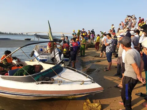 Vụ lật ghe ở Quảng Nam: Tìm thấy thi thể hai nạn nhân cuối cùng