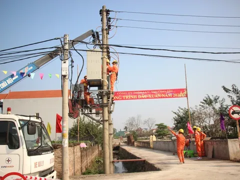 Hà Nội triển khai các giải pháp đảm bảo cấp điện mùa nắng nóng