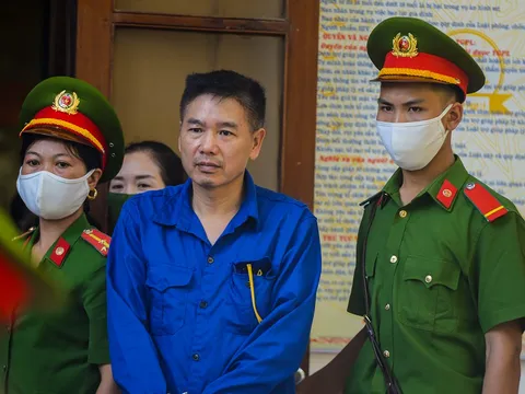 Lý do nguyên Phó Giám đốc sở GD&ĐT Sơn La tiêu hủy đĩa CD ở nghĩa trang