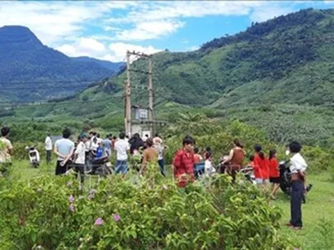 Quảng Nam: Trèo lên trạm biến áp bắt chim, học sinh lớp 5 bị điện giật chết