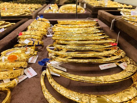 Giá vàng hôm nay 8/6/2020: Giá vàng SJC lao dốc, giảm hơn 100.000 đồng/lượng