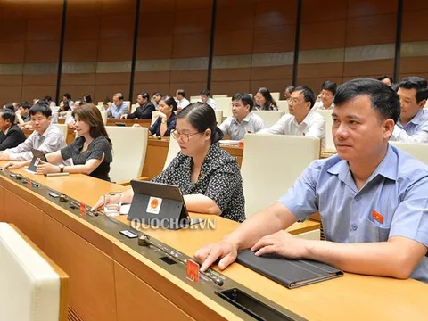 Quốc hội chính thức cấm dịch vụ kinh doanh đòi nợ