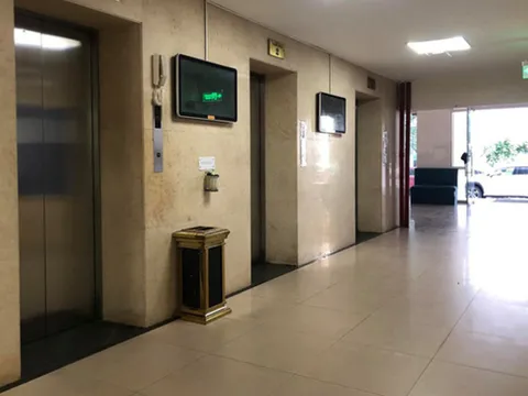 Khởi tố người đàn ông 65 tuổi dâm ô bé trai trong thang máy