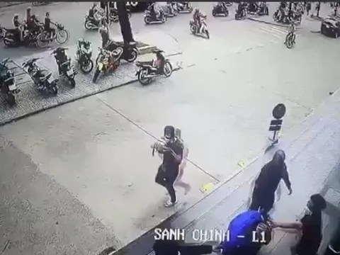 Điều tra vụ hỗn chiến nghi có nổ súng trước một trung tâm thương mại