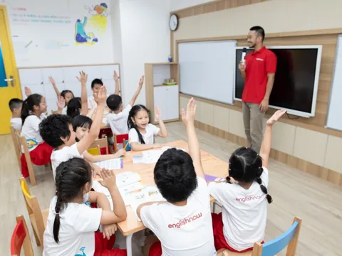 Làm thế nào để học tiếng Anh dễ dàng như học tiếng mẹ đẻ?