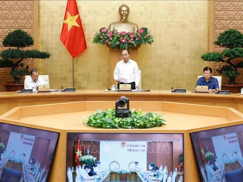 Thủ tướng Nguyễn Xuân Phúc: Tuyệt đối không chủ quan trước dịch COVID-19