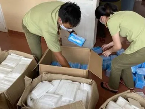 Phát hiện 17.500 chiếc khẩu trang không rõ nguồn gốc tại Gia Lai