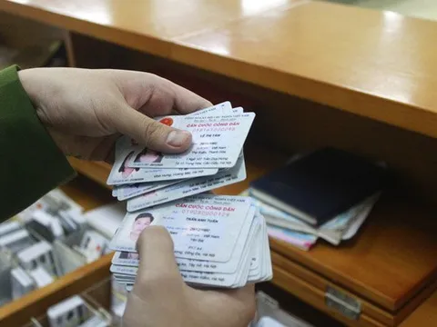 Bộ Công an đề xuất cấp thẻ căn cước công dân gắn chip