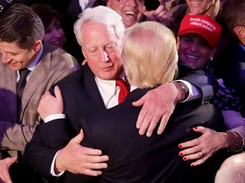 Em trai của Tổng thống Donald Trump qua đời vì bệnh nặng