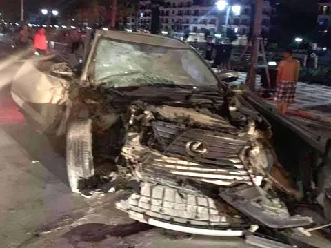 Xe Lexus gây tai nạn liên hoàn trên phố đi bộ Hải Phòng, một người tử vong
