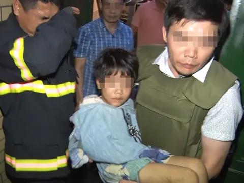 Giải cứu thành công bé gái bị bố đẻ bạo hành