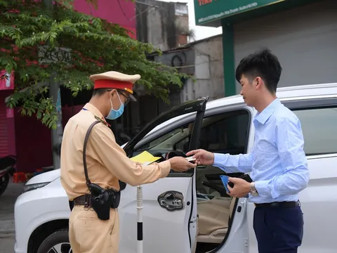 Trừ điểm GPLX vì vi phạm giao thông: Đừng vì ngại tiêu cực mà không thực hiện