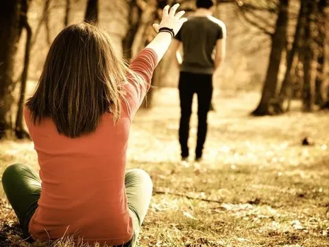 Đàn ông vô tâm có đáng được tha thứ?