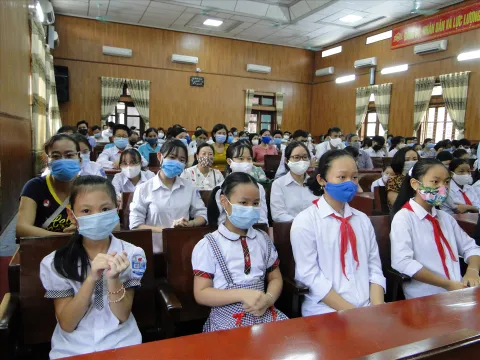 Những đối tượng nào được miễn, giảm học phí?