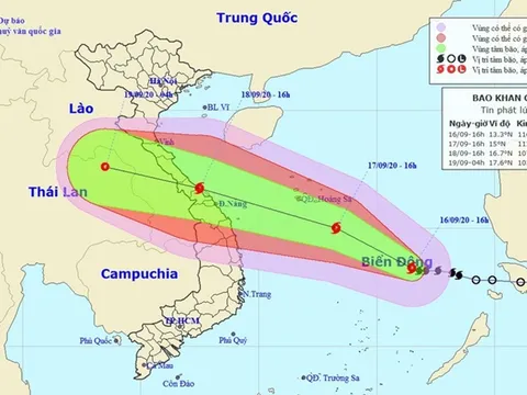 Thủ tướng yêu cầu tập trung ứng phó với bão số 5