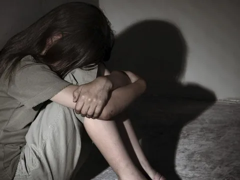 Nữ sinh lớp 8 ở Thanh Hóa phải nghỉ học vì mang thai đôi