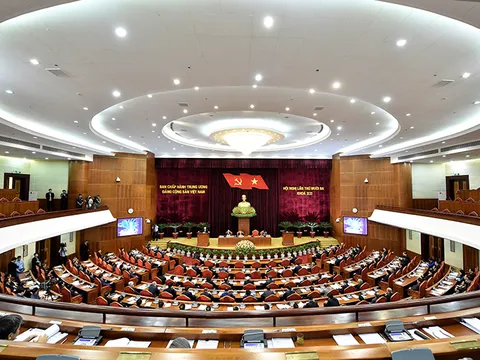 Trung ương thảo luận kỹ nội dung phát triển KT-XH