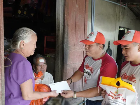 Heineken Việt Nam sát cánh cùng người dân miền Trung vượt qua khó khăn