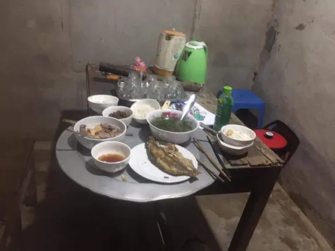 Hà Tĩnh: Bố chồng đánh con dâu và hai cháu nội đến nhập viện