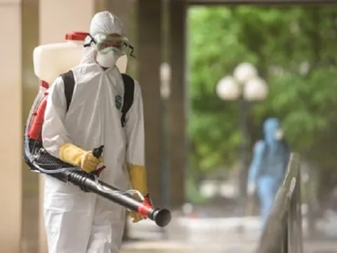 2 người Trung Quốc lưu trú trái phép ở Hạ Long âm tính lần 1 với SARS-CoV-2