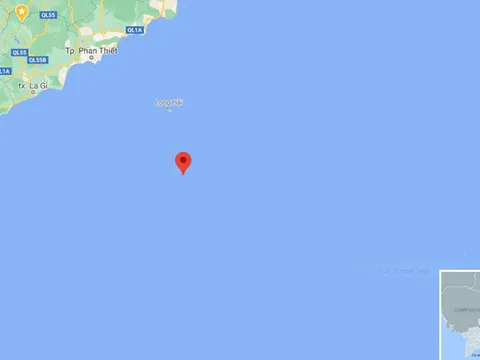 Bình Thuận: Hai nhân viên canh giữ hải đăng Hòn Hải bị sóng cuốn mất tích