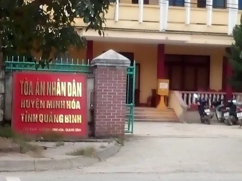 Kỷ luật nữ kế toán 'mây mưa' với Chánh án TAND huyện tại trụ sở