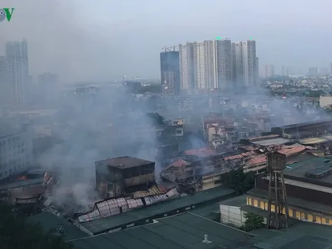 Công ty Rạng Đông dừng làm bóng đèn chứa thủy ngân tại nhà máy ở Thanh Xuân