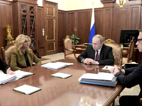 Bộ Y tế Nga khuyến nghị 3 loại thuốc điều trị virus Corona