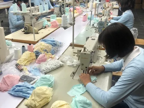 Doanh nghiệp khẩu trang khẳng định không lấy lãi, không tăng giá để chống dịch corona