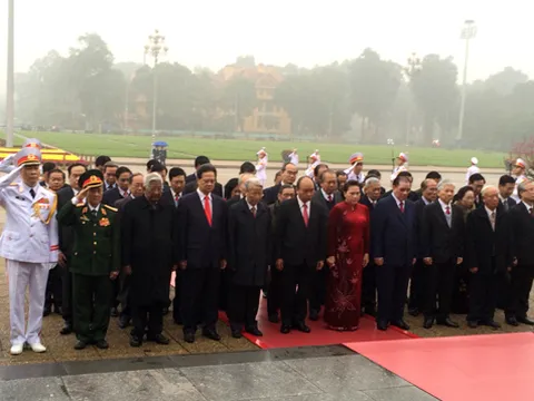 Lãnh đạo Đảng, Nhà nước vào Lăng viếng Chủ tịch Hồ Chí Minh