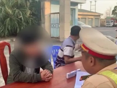 Phạt 35 triệu đồng nam tài xế dương tính với ma túy chạy cao tốc Hà Nội - Lào Cai