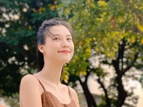 Hoàng Oanh nói gì về vấn đề đi giày cao gót trong thời gian mang thai