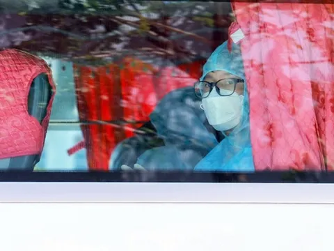 Chủ tịch TP Đà Nẵng gửi lời xin lỗi nhóm du khách Hàn Quốc