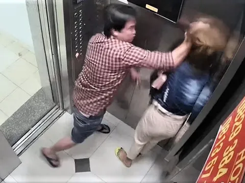 Lời khai của người đàn ông túm tóc, đánh dã man phụ nữ trong thang máy