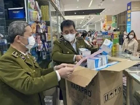 Tước giấy phép 3 cơ sở do vi phạm mua bán thuốc, trang thiết bị y tế