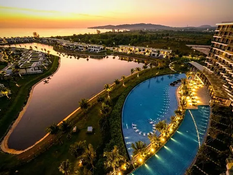 Mövenpick Resort Waverly Phú Quốc chính thức mở cửa đón khách