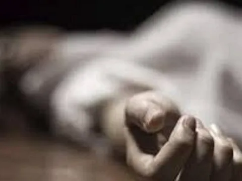 Nguyên nhân nam thanh niên tử vong trong tình trạng lõa thể giữa đường ở Hà Nội