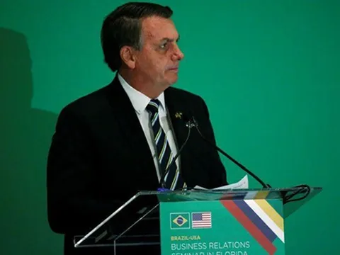Tổng thống Jair Bolsonaro được xác nhận dương tính với Covid-19