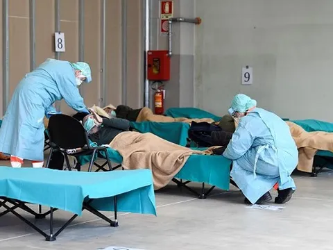 Covid-19 ở Italy: Rome tăng cường bệnh viện thứ 3 chuyên chữa trị Covid-19