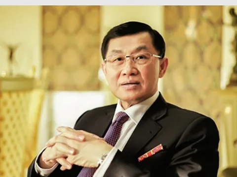 Doanh nhân Johnathan Hạnh Nguyễn miễn phí mặt bằng siêu thị làm khu cách ly