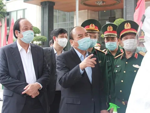 Thủ tướng: Ai trên 60 tuổi hãy ở nhà, hạn chế tiếp xúc với người khác