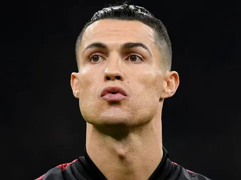 Ronaldo chi tiền mua trang thiết bị y tế hỗ trợ chống dịch Covid-19 ở quê nhà Bồ Đào Nha