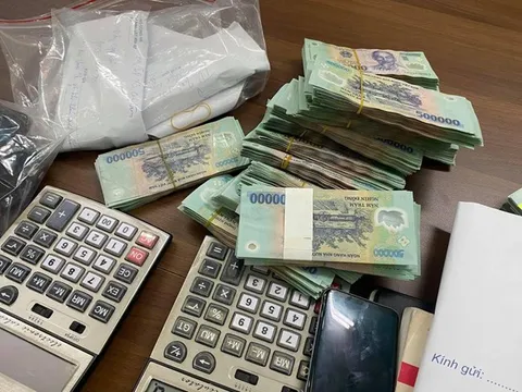 Triệt phá đường dây lô đề 300 tỷ ở TP.HCM