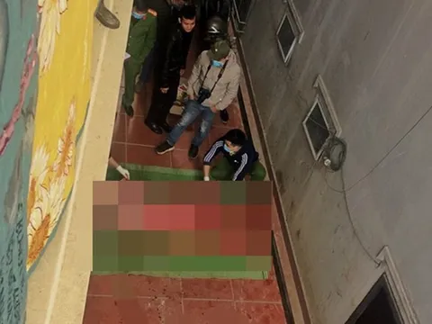 Trèo lên mái nhà quay video Tik Tok, nam thanh niên rơi xuống đất tử vong