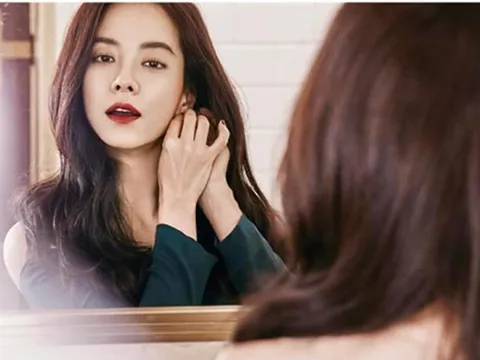 Đàn bà càng kiếm nhiều tiền càng ấm tấm thân